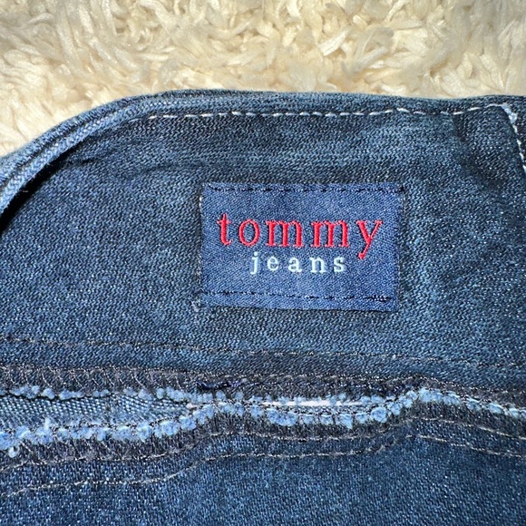 Tommy Hilfiger deep wash mini Jean skirt size 5 - Picture 3 of 5